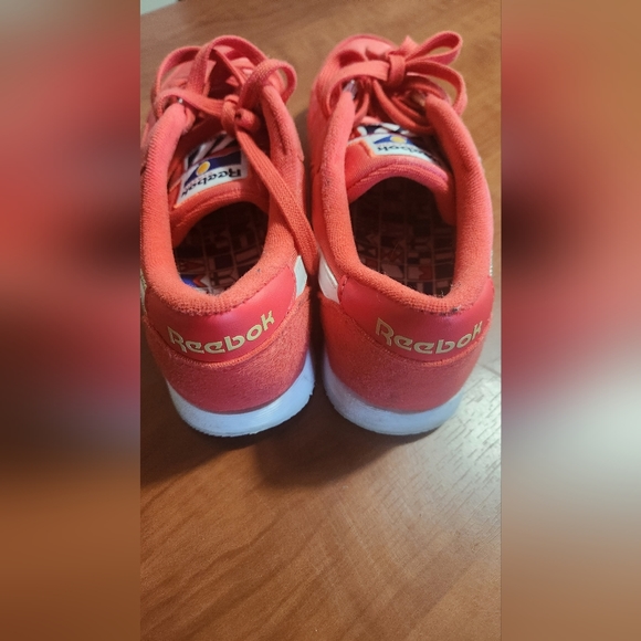 Reebok classic - Picture 2 of 5